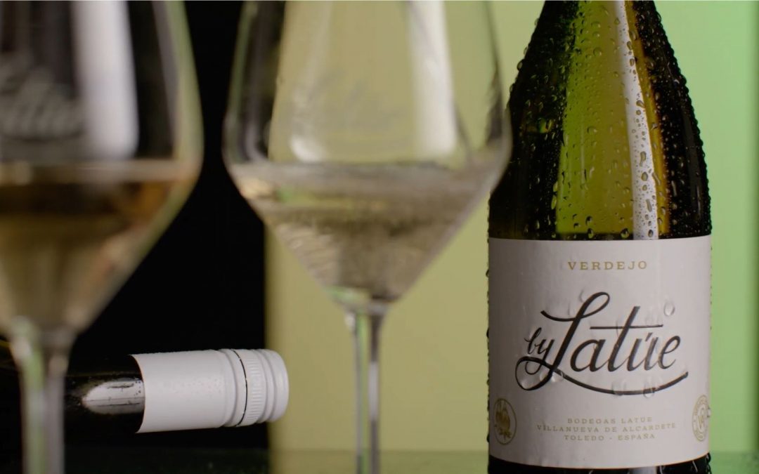 Bodegas Latúe – Vino blanco
